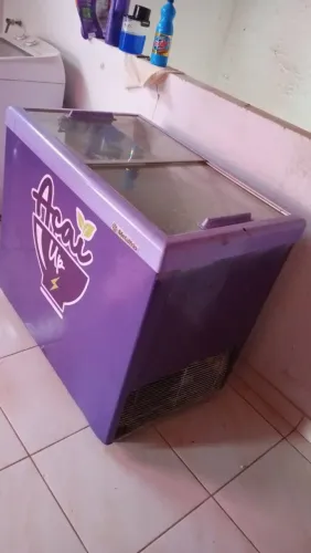 Freezer TAMPA DE VIDRO - RETIRADA MESSEJANA