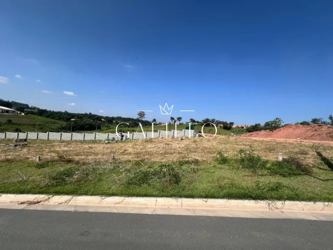 Terreno em condomínio à venda em Jundiaí-SP, bairro Corrupira, com 184m² de área. Aproveit