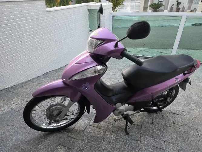 Linda Honda biz ES 2013, única dona. Moto de garagem. Manual, chave reserva.