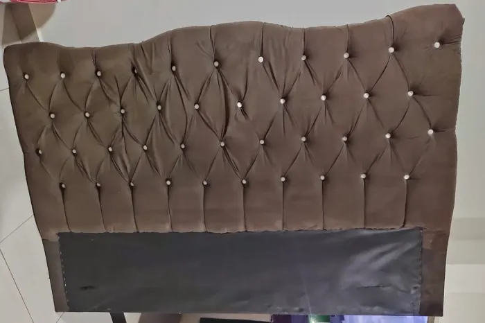 Cabeceira estofado king - Excelente estado