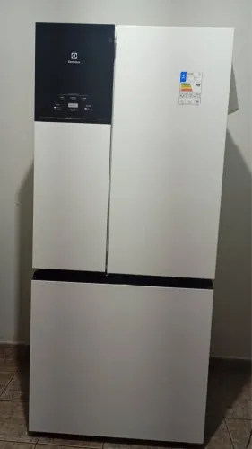 Geladeira 590l