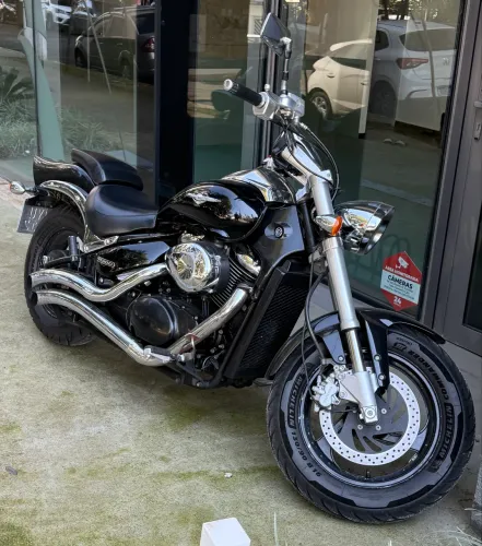 Suzuki boulevard M800