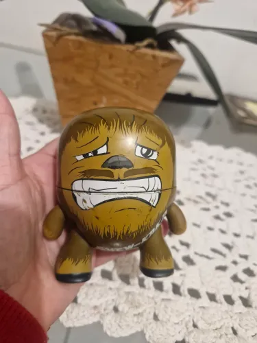Boneco colecionavel Star Wars Chew Kaka