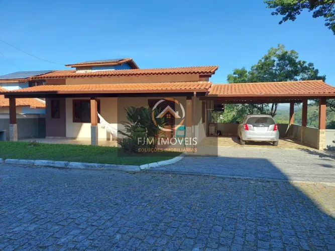 FJM Imoveis vende: Casa de Condomínio em Maria Paula: Casa 3 Dorms, 2 Suítes por R$690k