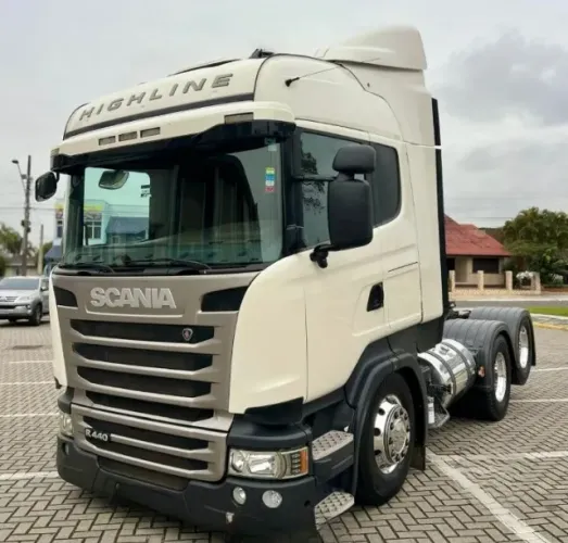 Scania R 440 6x2 Ano 2018