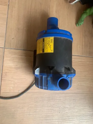 BOMBA DE HIDROMASSAGEM NUNCA USADA