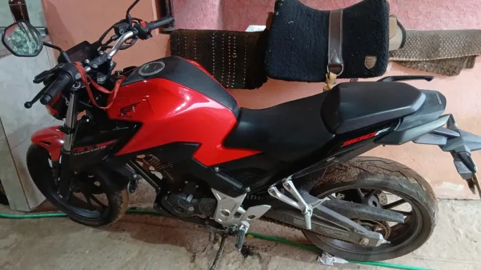 Aceito negócio de moto menor e volta em dinheiro na Moto