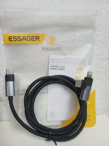 Cabo Tipo-C 3 em 1 (iPhone + USB-C) Novo e testado