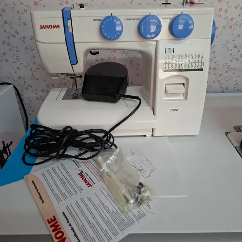 Máquina janome 3022 usada