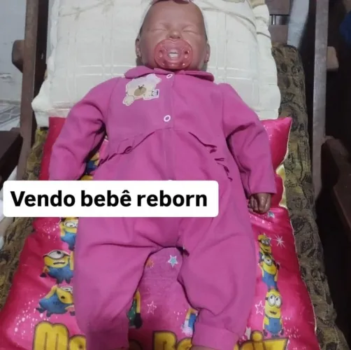Bebê newborn menina 