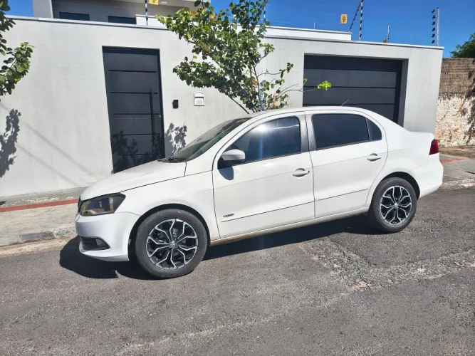 Volkswagen Voyage 1.6/1.6 City MI Total Flex 8V 4P 2014