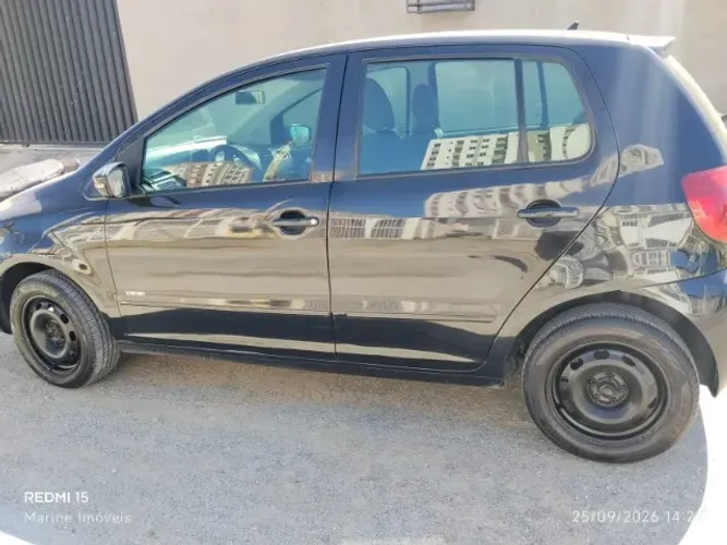 Volkswagen Fox 1.0 MI Total Flex 8V 5P 2011