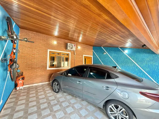 Casa com 3 dormitórios à venda, 149 m² por R$ 636.000 - Quiririm - Taubaté/SP