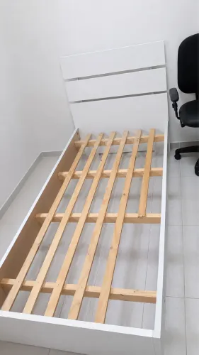 Cama de solteiro 