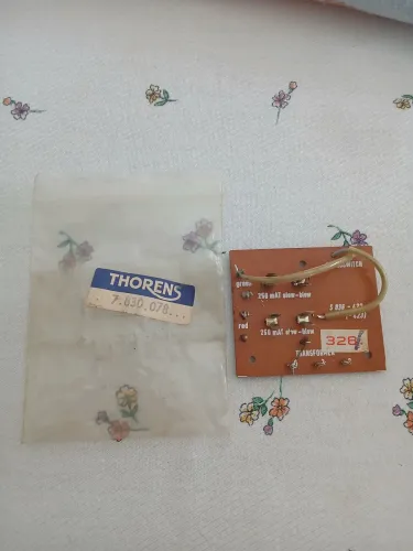 Toca Discos Thorens Placa de Fusíveis
