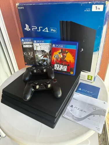 Vendo PlayStation 4 Pro