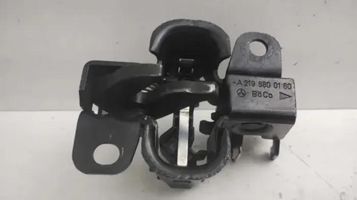 Fechadura Capô Diant Esquerdo Mercedes C180 2010/2012 