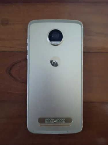 Moto Z2 Play dourado "Para troca de tela"