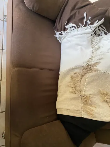 Vende sofá semi novo