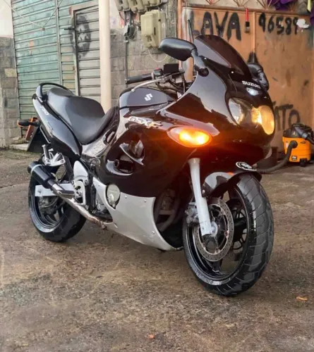 Gsx750f - segundo dono