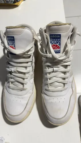 Tênis Adidas hoops 3.0 mid classic