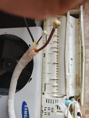 Vendo ar-condicionado Samsung 12 mil BTUs semi novo quente e frio 950