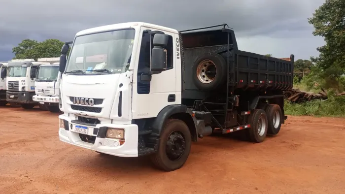 IVECO 240E | 2014 | REDUZIDO NO DIFERENCIAL