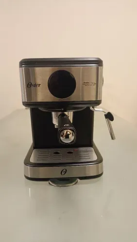 Cafeteira Espresso Oster Double Digital OCAF900 20 Bar - Seminova