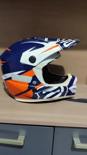 Capacete ASW