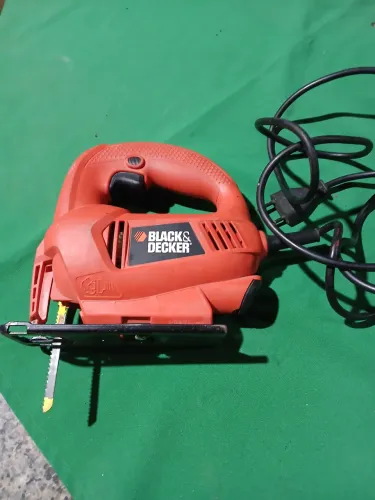Serra tico-tico Black Decker 220V 