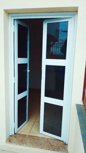 porta de aluminio