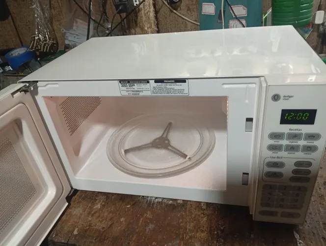 Microondas Consul 20 litros funcionando perfeitamente 