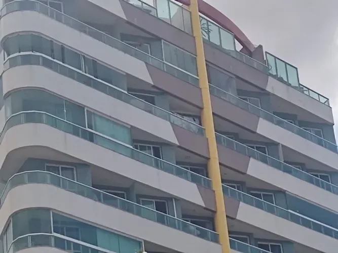 2/4 suite ,mobiliado,nascente,vista mar,varanda,a 200mts praia