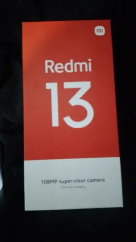 Redmi 13 256GB 8RAM Seminovo com Caixa - Só Película Trincada - Conquista valor 470 reais