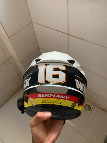 Vendo norisk semi novo
