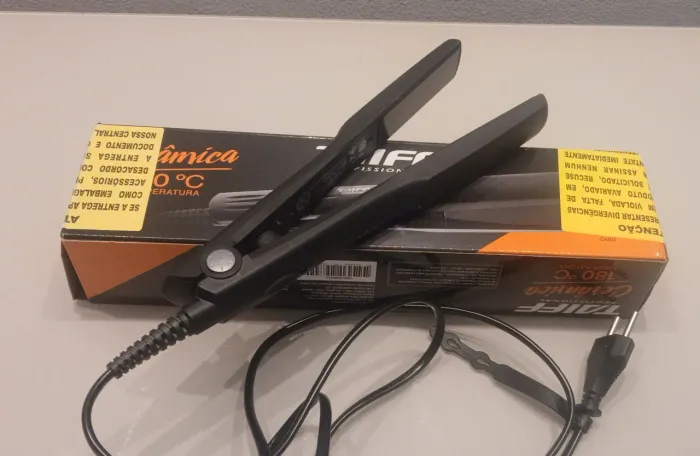Prancha de cabelo taiff