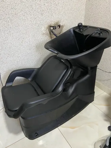 Vendo lavatório semi novo