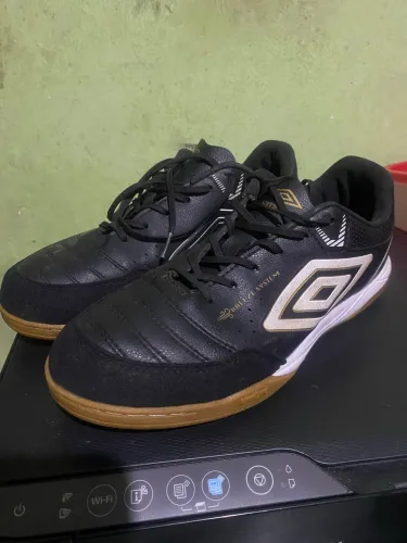 Umbro confort, usada apenas 3 vezes