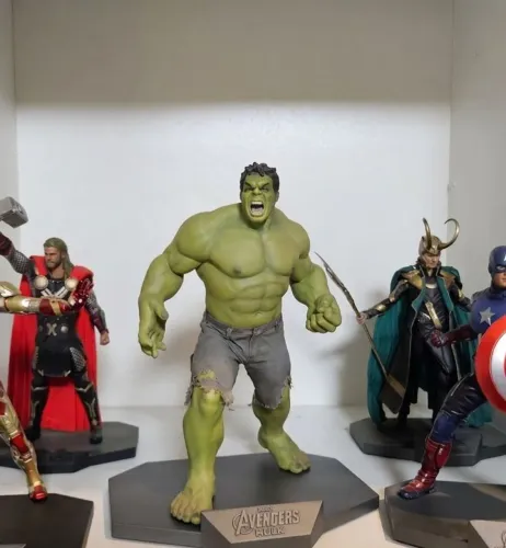 Hulk 1:10 Iron Studios - Marvel Avengers - Fine Art (Sem Caixa)