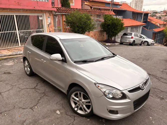 Hyundai I30 2.0 16V 145cv 5P Aut. 2012