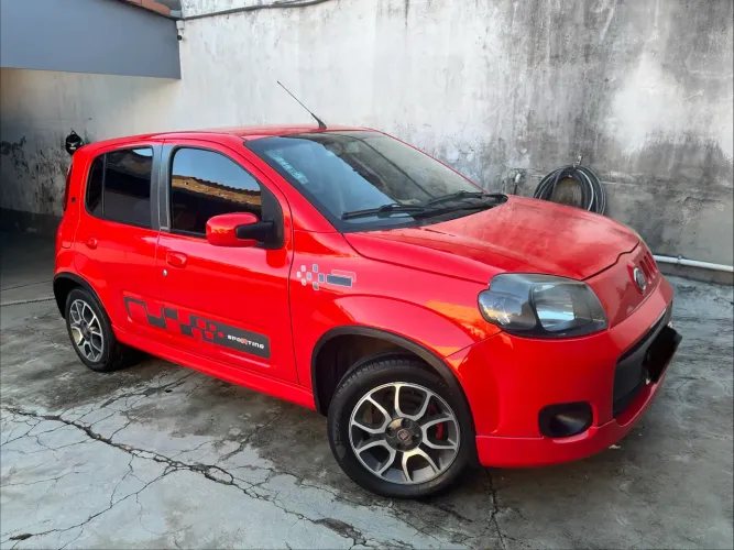 Fiat Uno Sporting 1.4 EVO Fire Flex 8V 4P 2012