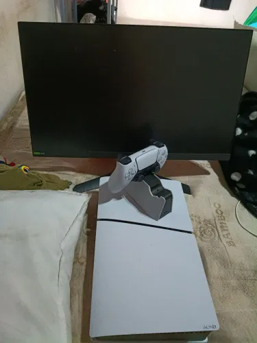 Vendo PS5 , monitor monitor lg ultragear 24 180h e base de carregamento