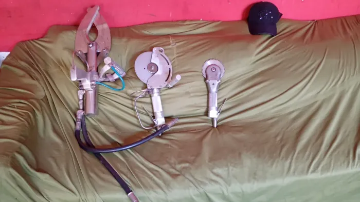 Tesoura de corte pneumática 2 serras pneumática valor1500