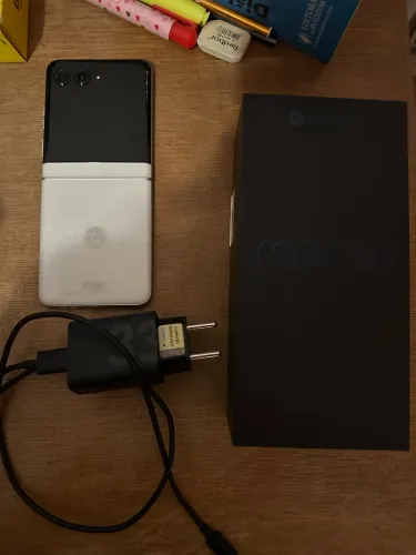 Motorola Razr 60 novo - preço abaixo do mercado 