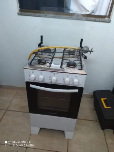 Vendo fogão 4 bocas por 400 reais