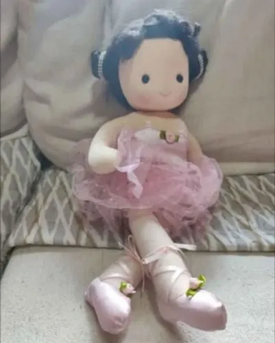 Linda Boneca bailarina de dar corda que toca música