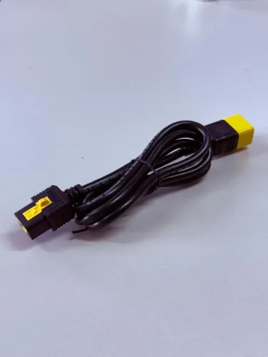 Kit 6 unidades Cabo Conector Travamento 16A 1,8M AP8716S APC