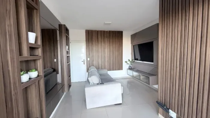 APARTAMENTO SEMIMOBILIADO PARA ALUGAR - BRISAS LIFE