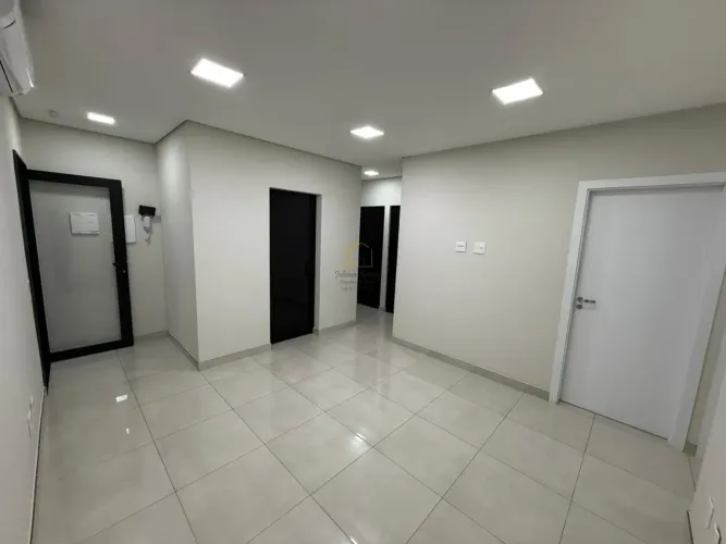 Sala Comercial para Locação em Sorocaba, Jardim Simus, 2 banheiros