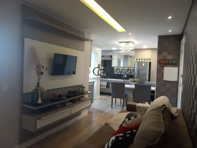Apartamento a 100 m do mar em Balneário Piçarras para venda